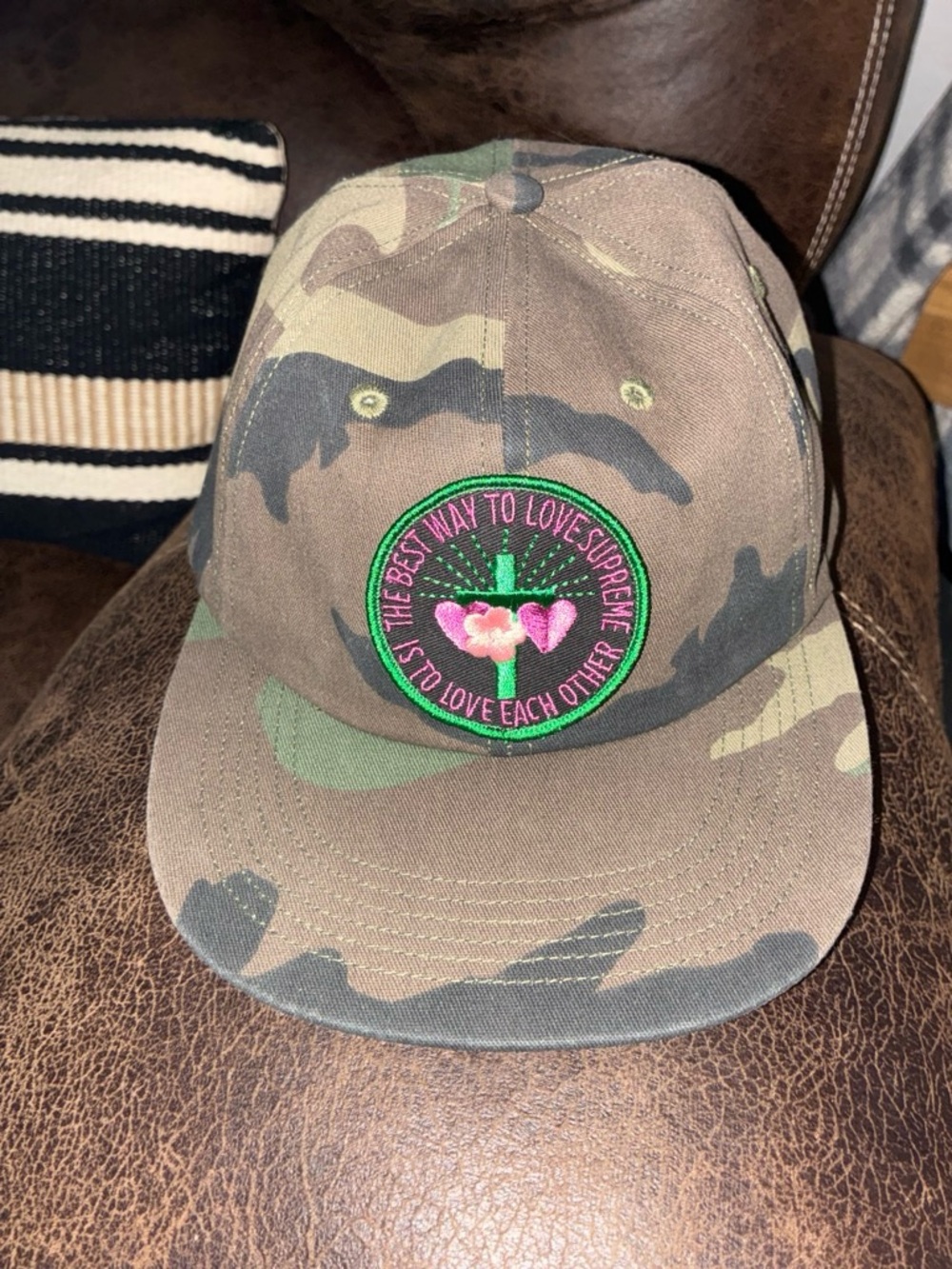 Supreme Woodland Love each other 6-panel
